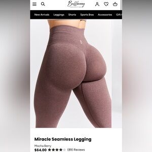NWT.  BuffBunny Miracle Seamless Legging in Mocha Berry.  Size small.